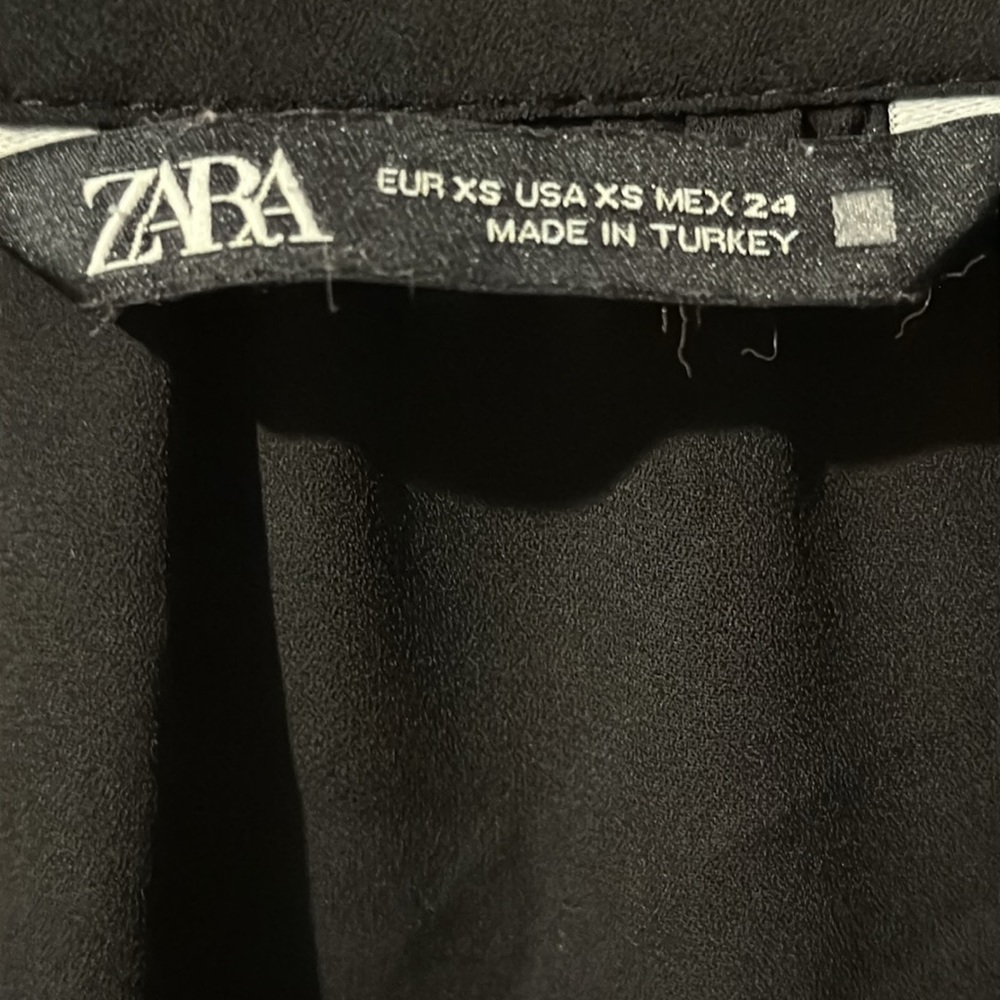 Zara Black Ruffled Blouse - Picture 6 of 9